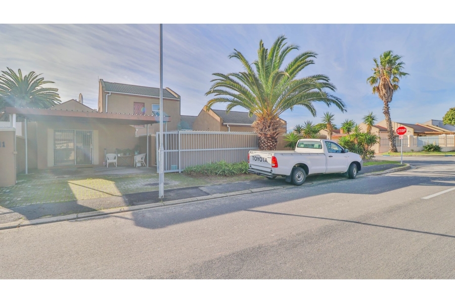 3 Bedroom Property for Sale in Tygerdal Western Cape